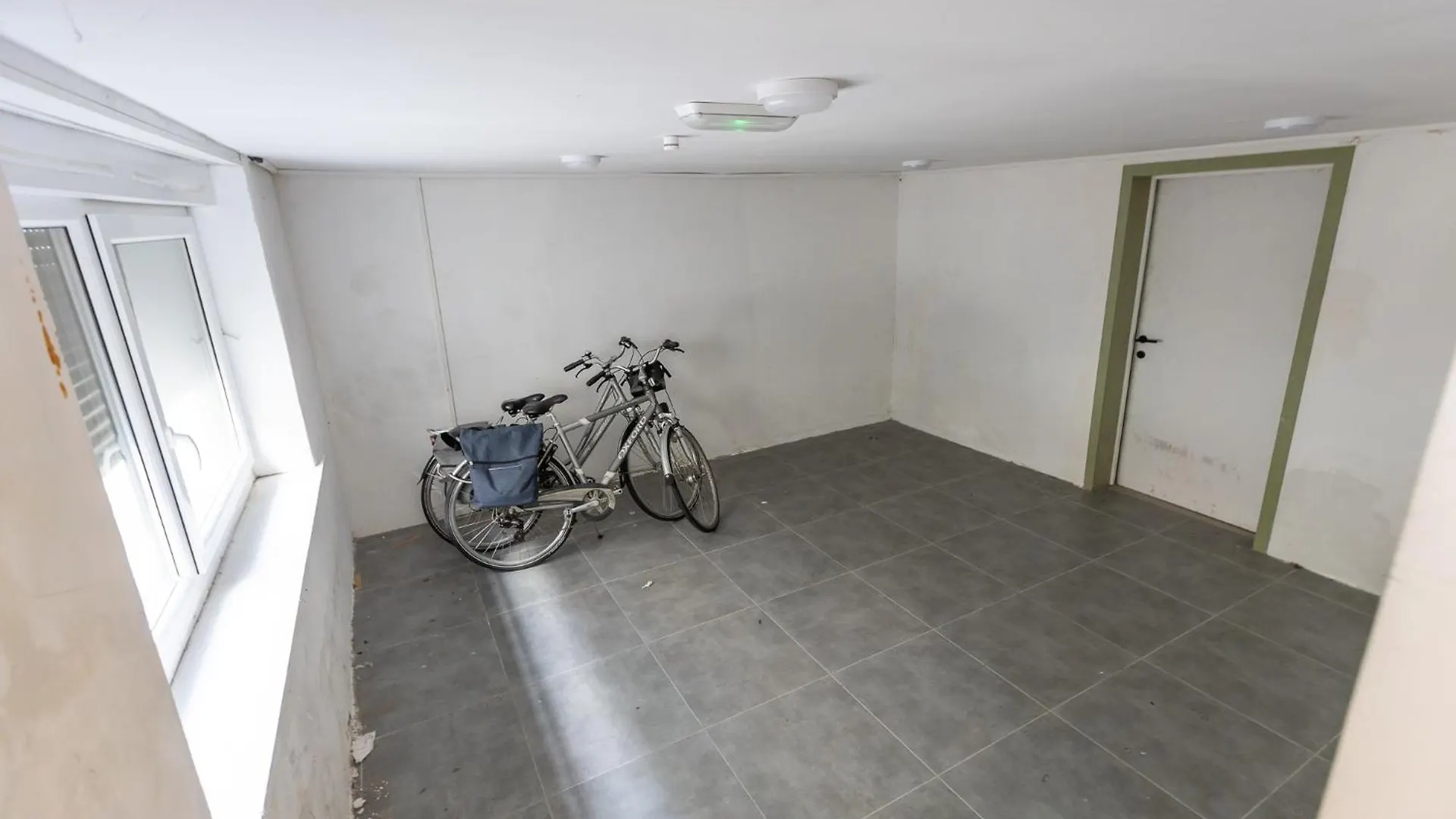 Apartment Prachtig Appartement Aan Zee Met 2 Terrassen - 4P Ostend