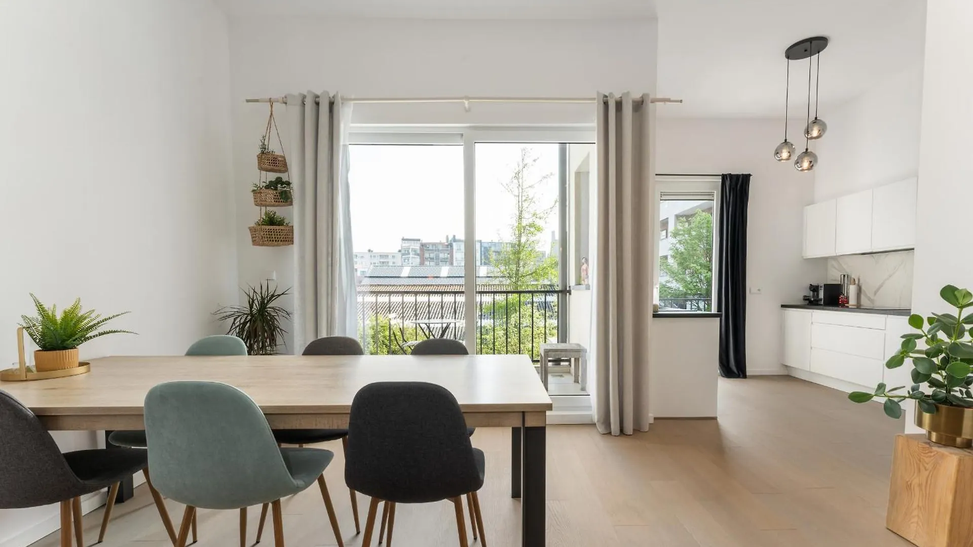Prachtig Appartement Aan Zee Met 2 Terrassen - 4P Ostend Apartment